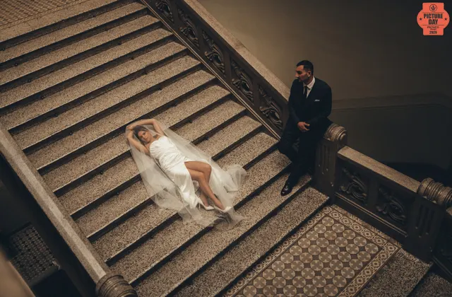 bride groom grand staircase film style wedding — GOGA Photography